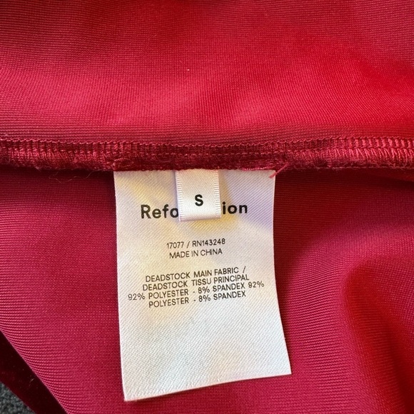 Reformation Lunar Velvet Dress In Crimson Size Small - Picture 8 of 10